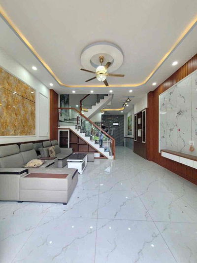 nhà 1 trệt 2 lầu An Phú,Thuận An, có sẵn nội thất,đường 7m đậu o tô ok