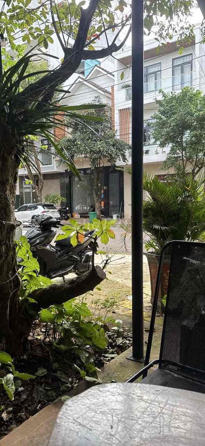 Nhà ngay cụm du lịch giang điền