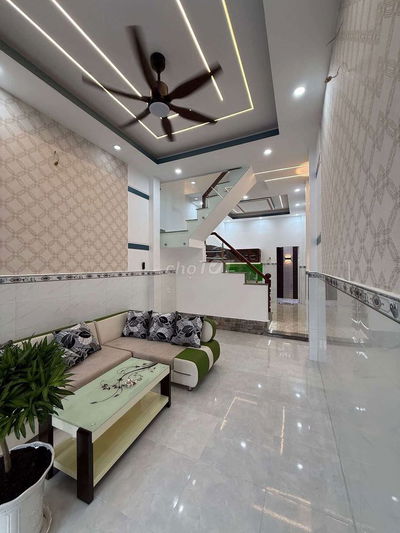 Nhà Bà Điểm 4x17m đúc lầu 2p.n 2wc Đường Phan Văn Hớn Chợ Bà Điểm Mới