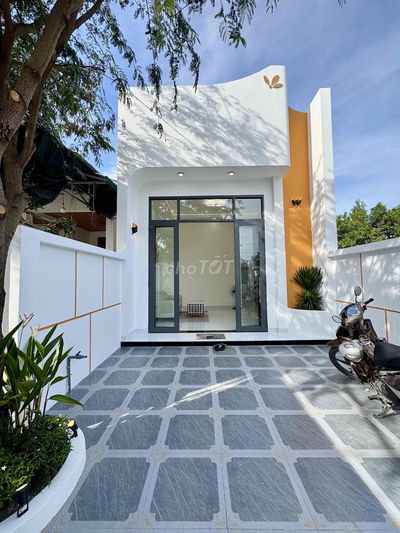 NHÀ MỚI SÂN VƯỜN GIÁ RẺ HẺM 6 NGUYỄN CHÍ THANH