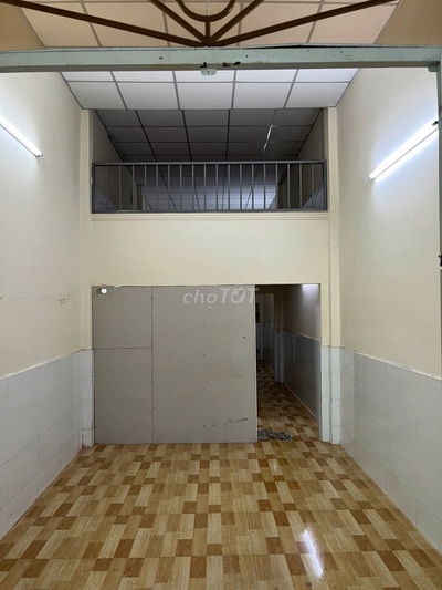 Cho thuê NR 60m2, 2PN, 1WC, Lạc Long Quân, Tân Bình, giá chỉ 6,5 triệu