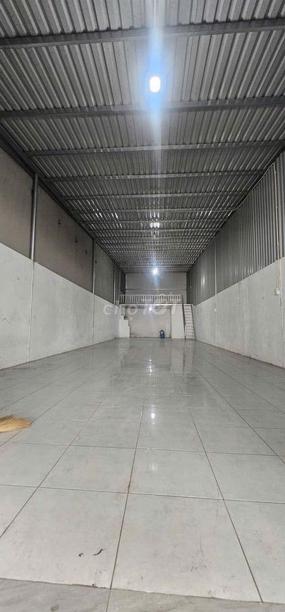 CHO THUÊ KHO MẶT TIỀN NGUYỄN ĐÌNH CHIỂU ĐÔNG HOÀ DĨ AN