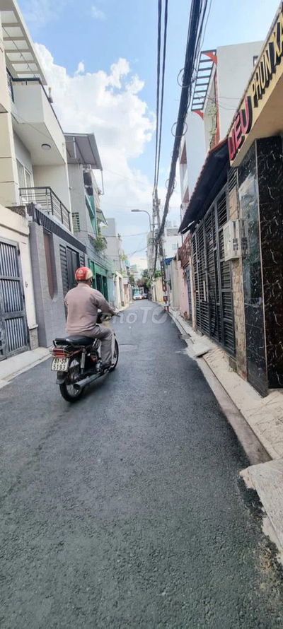 Sổ vuông a4, HXH Trần Bình Trọng - Bình Thạnh, 50m2 - 4t chỉ nhỉnh 7tỷ