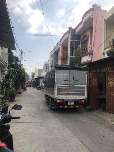 Bán nhà Bình tân Hẻm xe tải 2 tầng 4x14 . giá 5ty6 TL. sổ đẹp vuôn vuc