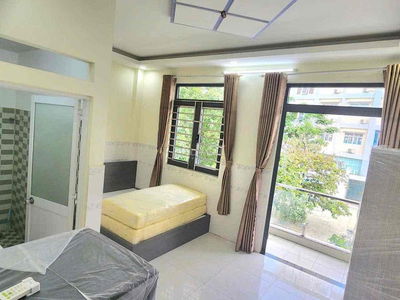 STUDIO ÁNH SÁNG NGẬP PHÒNG NHẬN XE ĐIỆN KẾ CHUNG CƯ ĐỨC KHẢI