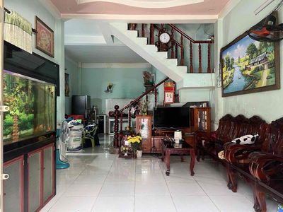 Bán nhà đẹp 5x12, đường nhựa 10m, Dĩ An, nhỉn 3 Đồng