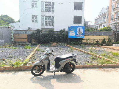 Đất thổ cư cách Phạm Văn Đồng 20m xây 5 tầng