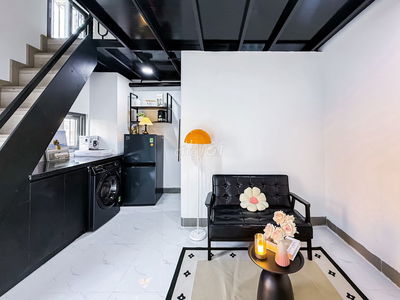 Tôi cần cho thuê gấp căn Duplex ban công thoáng Full NT tại Quận 7 @@