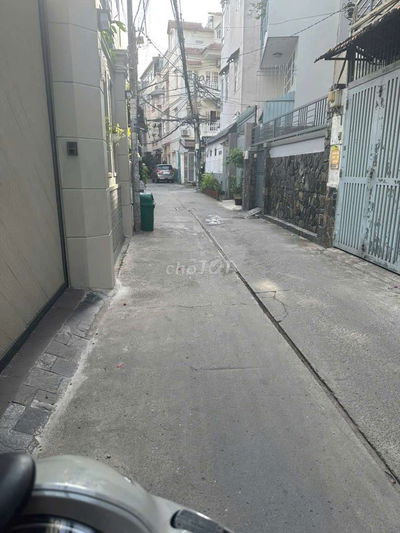 🏡 LÊ QUANG ĐỊNH P11 – BÌNH THẠNH - NHỈNH 5 TỶ
🚚Hẻm xe tải cách 1 căn