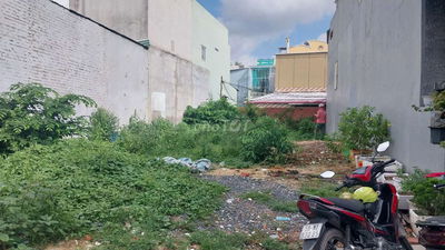 Đất đường Tên Lửa P.BTĐB 4.3x19= 81.5m2 5tỷ 650 triệu đg 5m hg nam