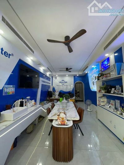 Nhà mặt tiền đường điện biên phủ tuyến huyết mạch dẫn vào thành phố