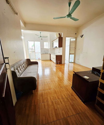 CH F4 Trung Kính, DT 83m2, 2 PN + 2WC + 3Logia, Nội thất cơ bản