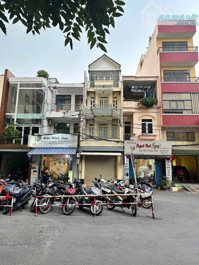 [SIÊU VỊ TRÍ] NHÀ PHỐ ĐÓN 2 DỰ ÁN LỚN (4x20.5, 82m2) 4 tầng mới. Giá chỉ 12.5 tỷ tl