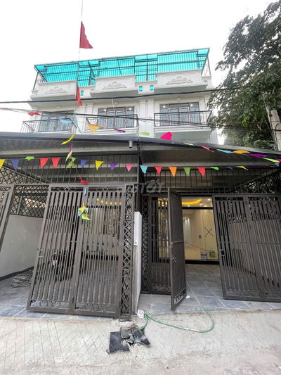 Nhà 4 tầng sân cổng riêng-52m2 giá rẻ nhất khu vực Đại Thành-Chỉ 3.9xT
