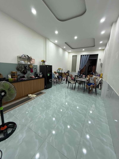 BÁN NHÀ CẤP 4 NGAY BITIS TAM HIỆP 92m2