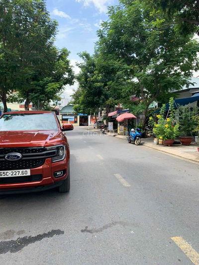 Nhà vườn DT: 19x35m