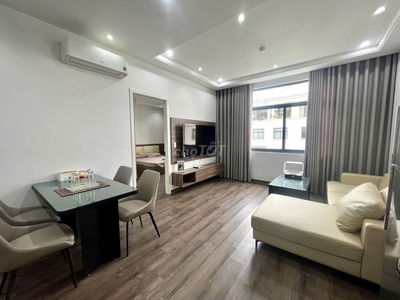 Cho thuê căn hộ cao cấp 2 ngủ (80m2) Vinhomes Marina.