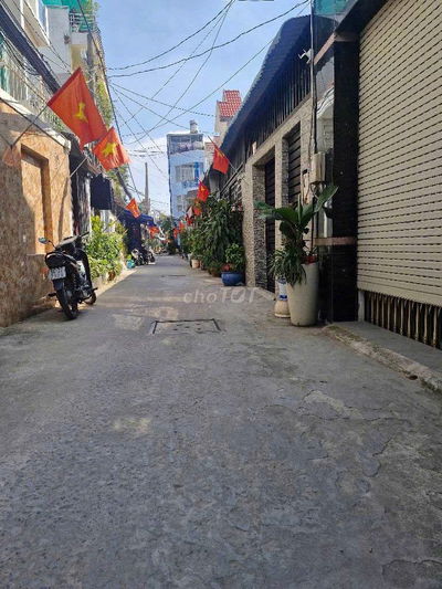 GIÁ 4.4 TỶ - HUỲNH TẤN PHÁT- HÀNG XÓM QUẬN 7- HXH 5M- DT 5.1 X 14.