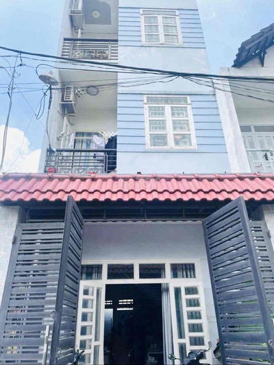 nhà 3 tầng hẻm ô tô ngay phạm văn đồng. linh tây. đại học cảnh sát