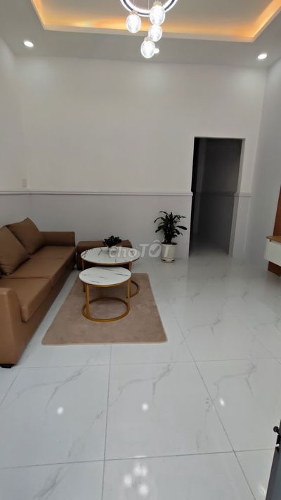 Nhỉnh 4 Tỷ Nhà Mới Đẹp – 3 Phòng Ngủ – Nở Hậu Nhẹ Tài Lộc Trệt +Lầu