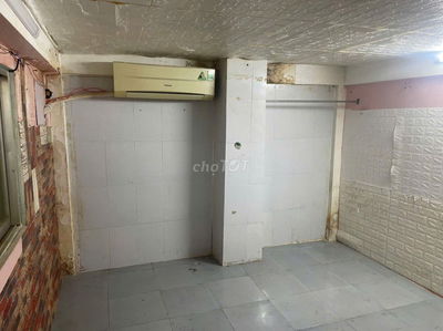 Cho thuê phòng trọ Q5. Ngay chợ Hoà Bình. Q5.