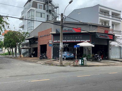 LÔ ĐẤT BIỆT THỰ ĐỐI DIỆN CÔNG VIÊN