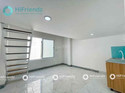 🔥DUPLEX CỬA SỔ TO GIÁ RẺ-MÁY LẠNH,KỆ BẾP-GIÁP TRUNG TÂM, CẦU CÔNG LÝ