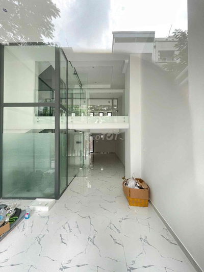 Cho thuê mặt bằng 1 trệt 1 lửng mặt tiền nội khu Phú Mỹ Hưng sầm uất