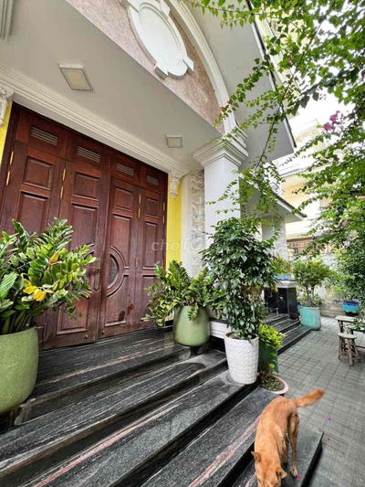 Cần Bán Căn Biệt Thự Đặng Thuỳ Trâm