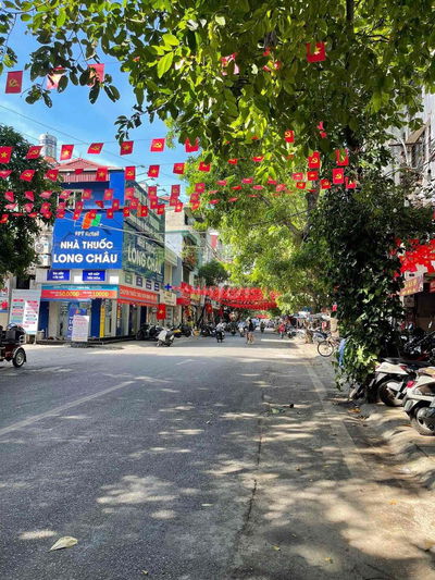 💥Nhà #Hồng_Hà ở ngay, 30m2, 5 tầng, mt 4.4, giá 6.5 tỷ🔥