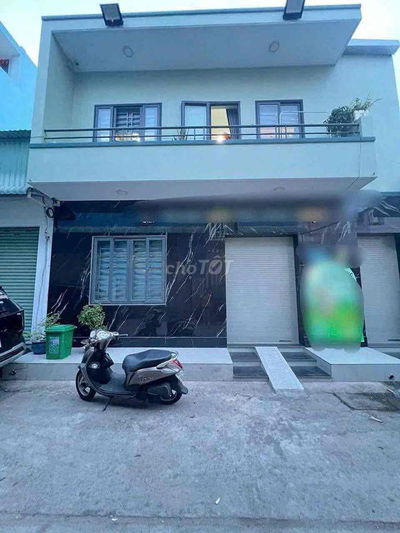 giảm giá 300 triệu. bán gấp nhà hẻm xe hơi. lê văn quới