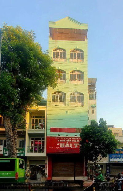 Cho thuê nhà MT đường 3/2, P8, Q10, 6 tầng, DT:(6x15)m, giá 55 triệu