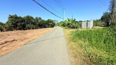 Đất vườn Thái Mỹ gần cây trôm  dt1000m2 giá 2ty sổ hồng riêng,thổ cư