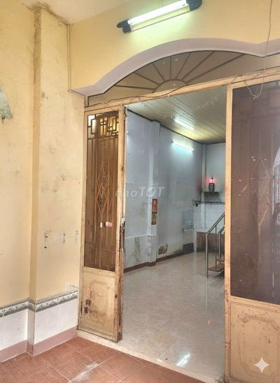 🔴 Nhà vị trí đẹp hẻm 110 Tạ Quang Bửu P3Q8