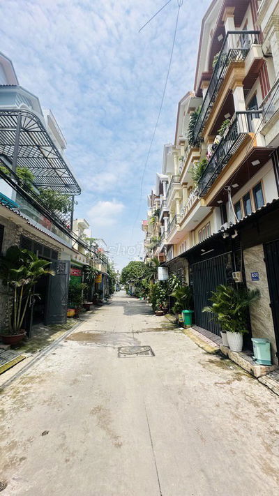 CHỦ KẸT TIỀN CẦN BÁN CĂN NHÀ PHỐ NGUYỄN ẢNH THỦ TÂN CHÁNH HIỆP Q12 HCM