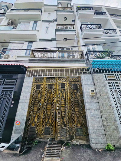 HÀNG THƠM NHÀ 4 TẦNG GIẢM GẤP 400TR HIỆP BÌNH CHÁNH -SÁT PHẠM VĂN ĐÔNG