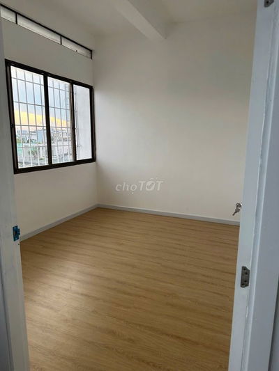 Chung cư căn góc 74m2 3PN cư xá Bình Thới (đối diện BV Lãnh Binh Thăng