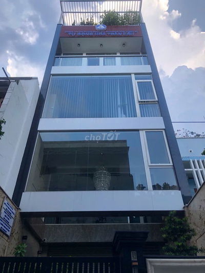 Tòa Nhà văn phòng công ty kết hợp ở hẻm xe tải có hầm 4 Lầu