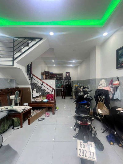 Bán Nhà mới xây đường Bờ Bao Tân Thắng, 3 Tầng 32Mᒾ giá 4,25Tỷ TL