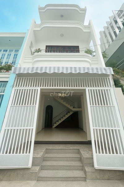 Nhà 3 tầng Hải Châu, gần Toà tháp Da Nang Downtown, vị trí tiềm năng