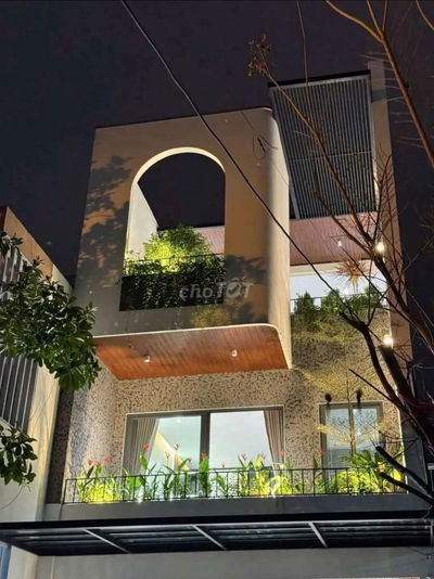 CHO THUÊ NHÀ XINH ĐẸP TẠI HÒA XUÂN FULL NỘI THẤT