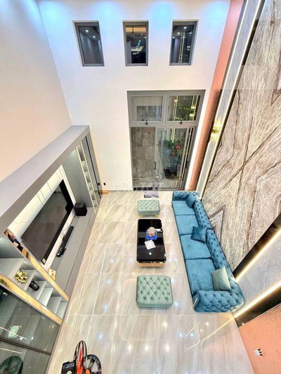 Nhà Hà Đông phố Quang Trung, 11.8tỷ, 50m2, MT 5m, ô tô đỗ, lô góc, TM.