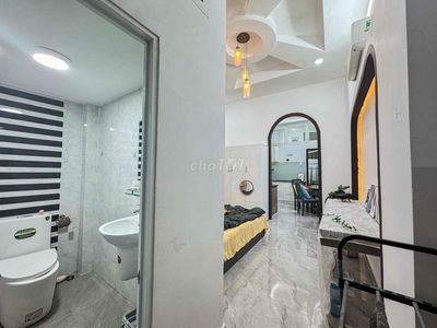 CĂN HỘ 1 phòng ngủ giá rẻ sạch sẽ bancol gần sân bay-hoàng văn thụ