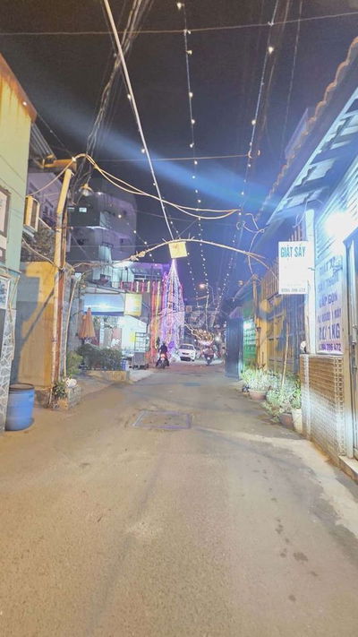 Bán CHDV Dương Quảng Hàm cổng ngay ĐH Văn Lang, sẵn thu nhập 65tr