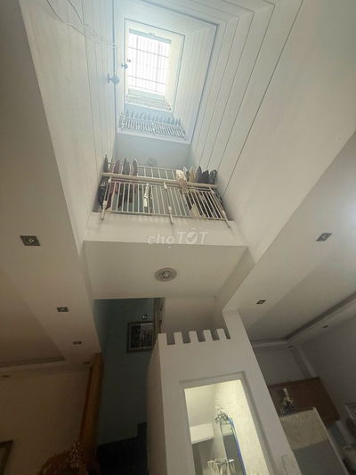 bán nhà HXH Cư xá Lê Đại Hành 6 x14,5 giá chỉ 11,5 tỷ