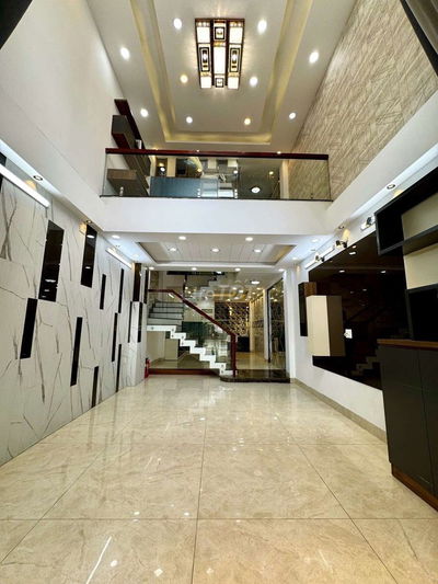 Bán nhà đẹp ở ngay vị trí kinh doanh đa ngành Dương Quảng Hàm GV