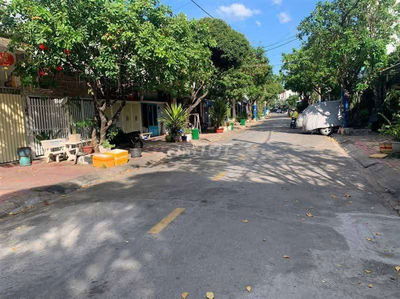 Nhà bán DT 126 m2, Phước Bình Q9, MT 8m, Chỉ 8,2 TỶ