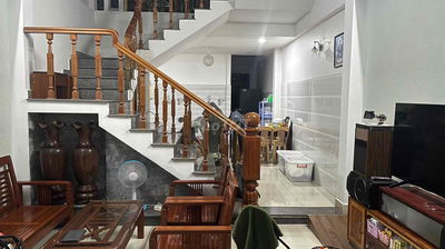 Nhà 3 tầng 3 mê rất kiên cố, kiệt oto k lề 3m5 hiếm có tại Thanh Khê