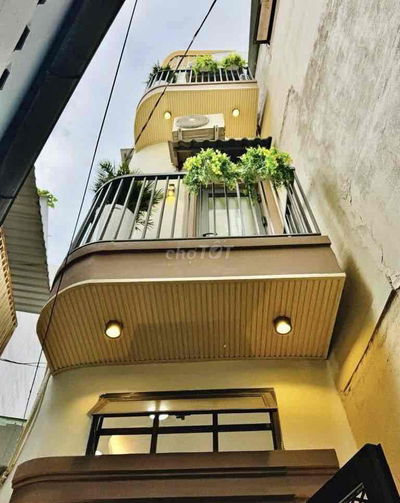 CÁCH MẠNG THÁNG 8 Q0 - NHÀ MỚI ĐẸP - 4 TẦNG BTCT