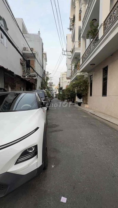 NHÀ HẺM XE HƠI THÔNG VƯỜN LÀI – PHÚ THỌ HÒA – TÂN PHÚ - KHU VIP – DÂN